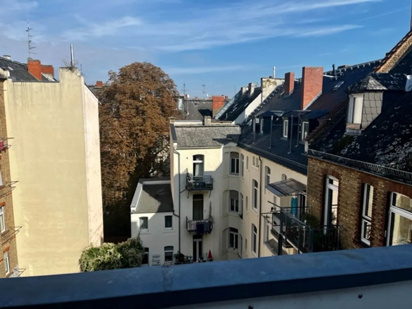 3 Zimmer Wohnung mit 100 m² in Wiesbaden – Bild 8