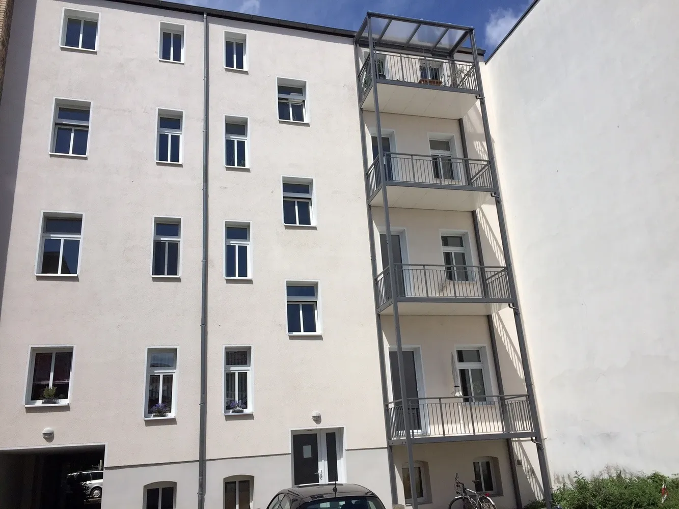 2 Zimmer Wohnung mit 61 m² in Halle (Saale) – Bild 3