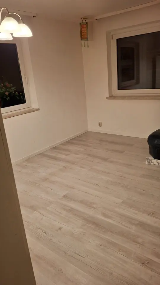 6 Zimmer Haus mit 110 m² in Leonberg – Bild 1
