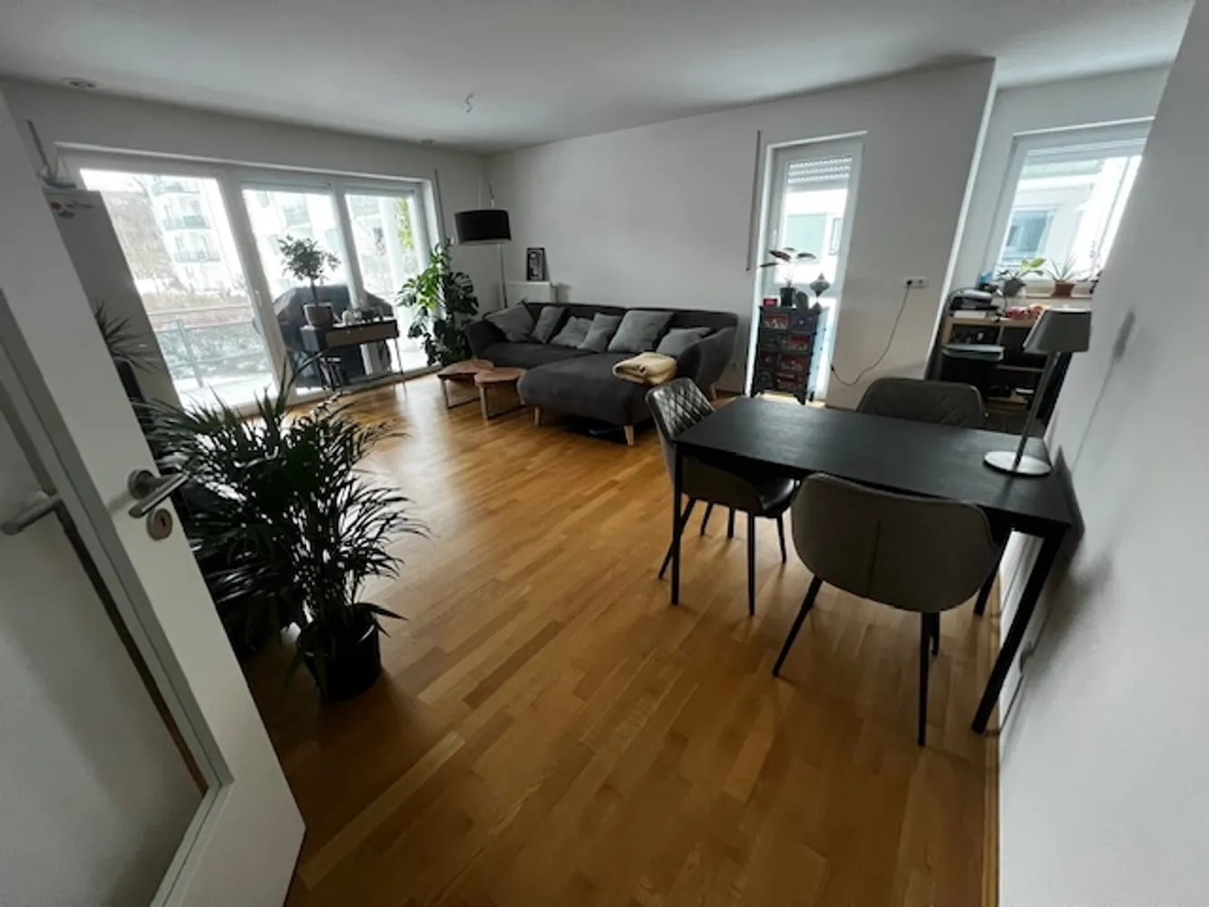 2 Zimmer Wohnung mit 69 m² in Regensburg – Bild 2