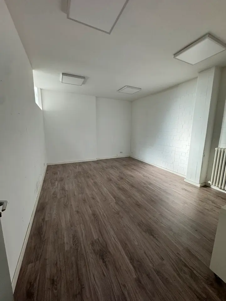 2 Zimmer Wohnung mit 90 m² in Leverkusen – Bild 2