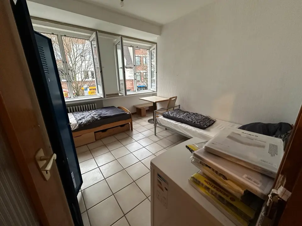 WG-Zimmer mit 120 m² in Hürth – Bild 4