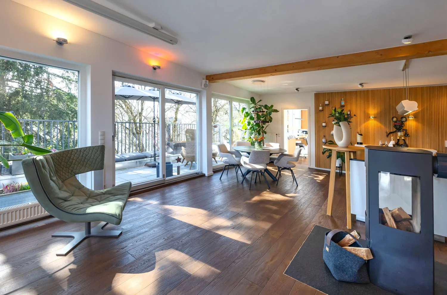 4 Zimmer Wohnung mit 136 m² in München – Bild 5