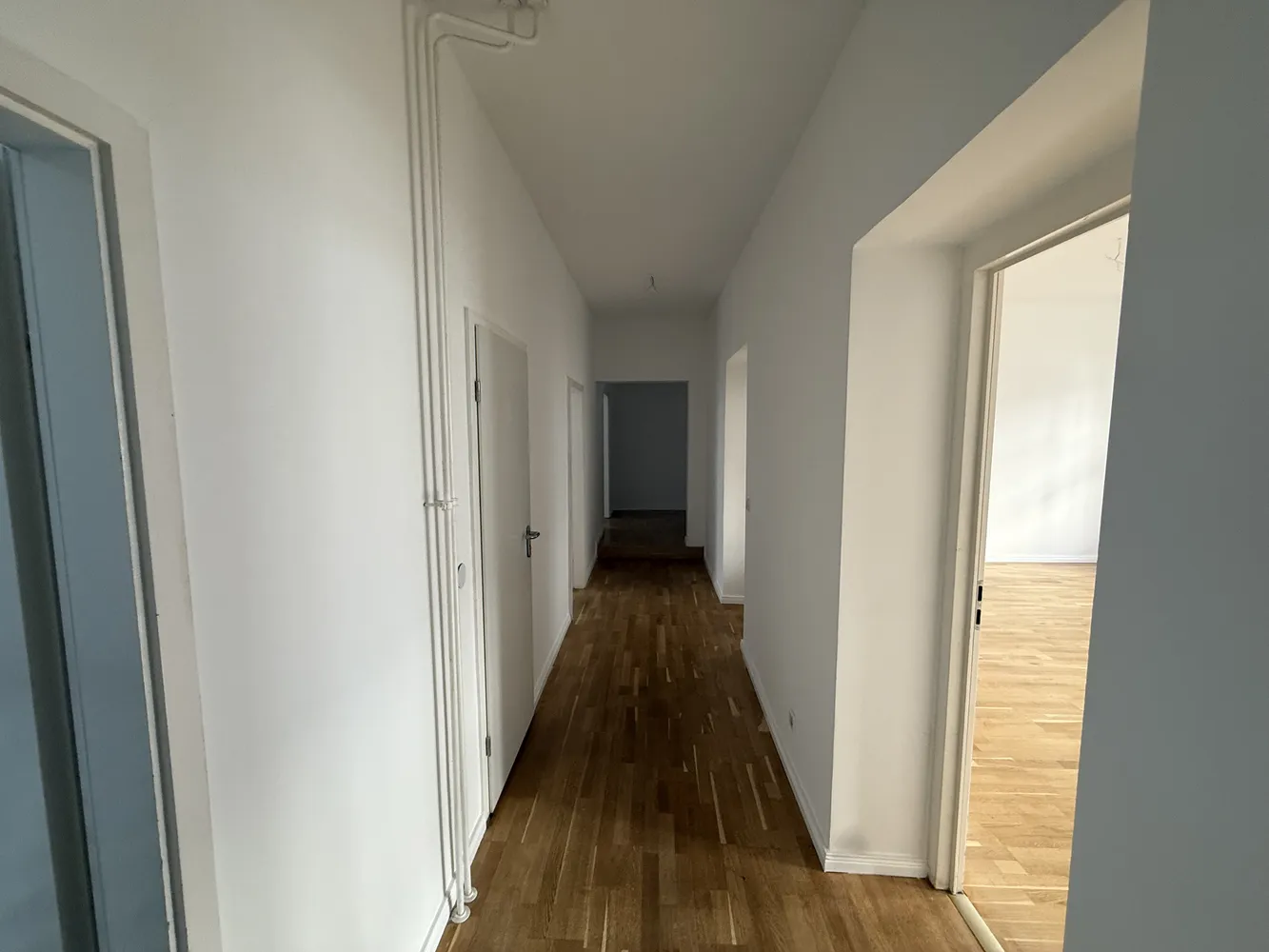 4 Zimmer Wohnung mit 103 m² in Berlin – Bild 2