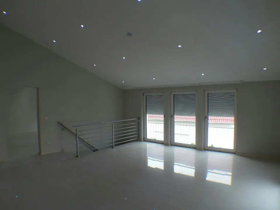 7 Zimmer Wohnung mit 200 m² in Ansbach – Bild 1