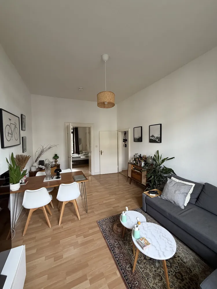 2 Zimmer Wohnung mit 56 m² in Düsseldorf – Bild 2