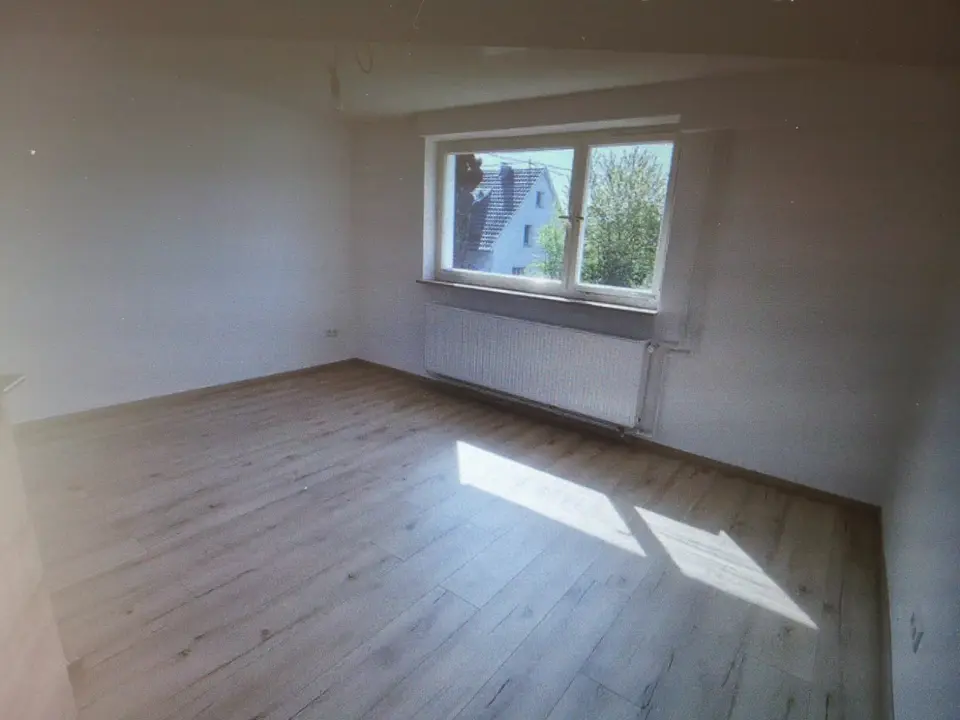 4 Zimmer Wohnung mit 100 m² in Nürtingen – Bild 4