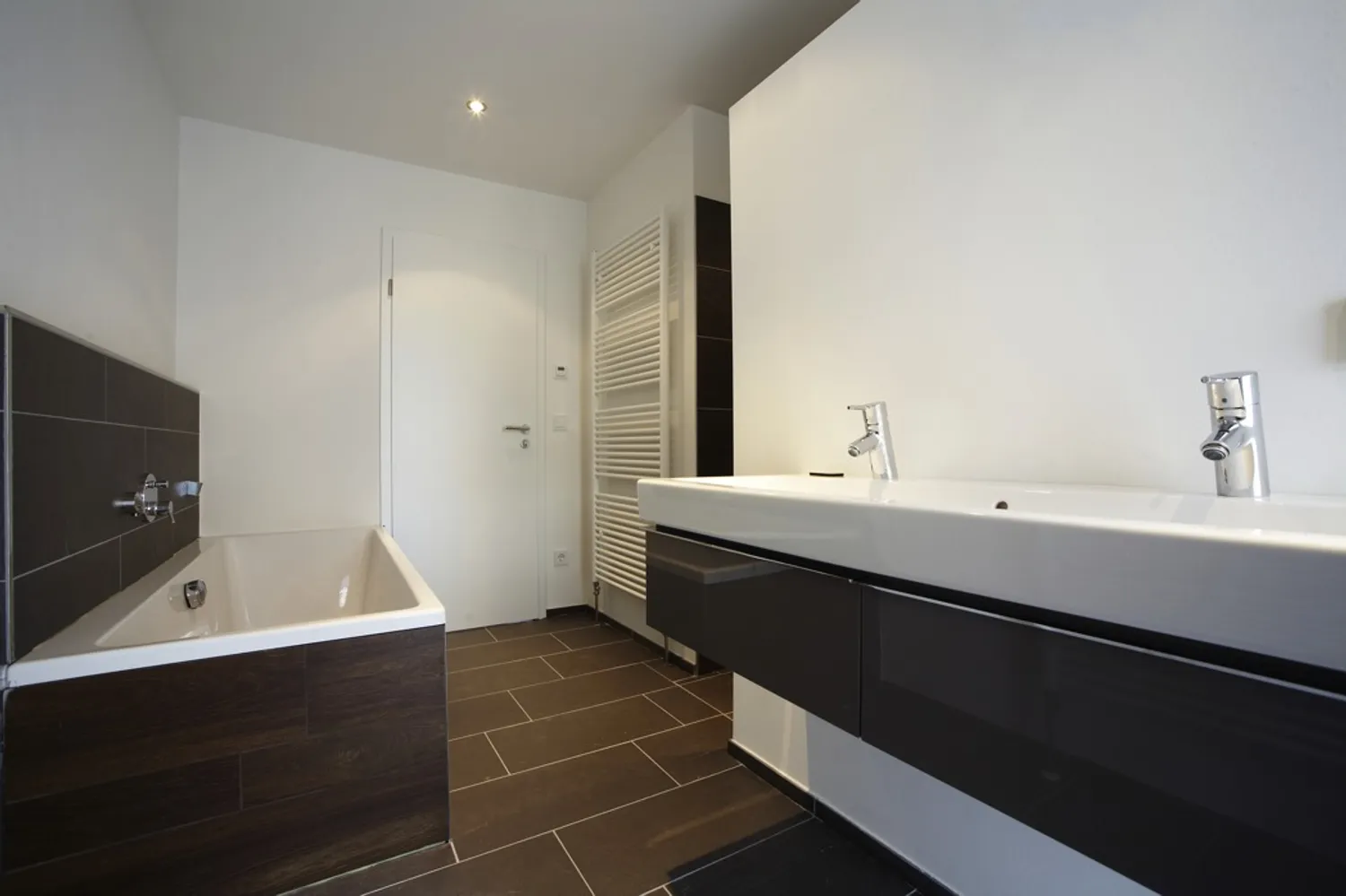4 Zimmer Wohnung mit 128 m² in Stuttgart – Bild 3