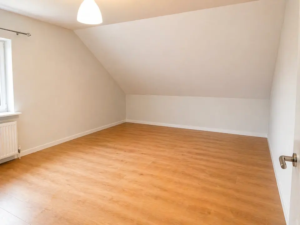 2 Zimmer Wohnung mit 65 m² in Wuppertal – Bild 2