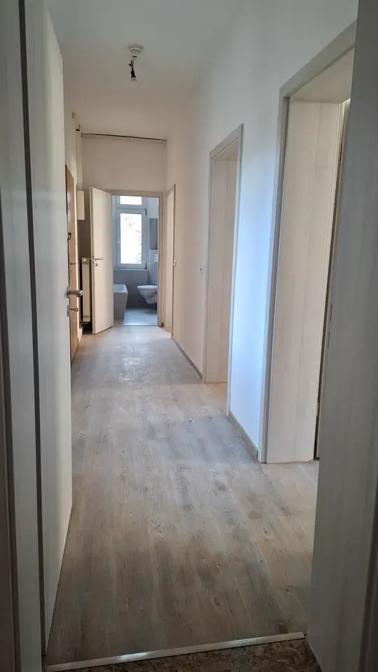 5 Zimmer Wohnung mit 110 m² in Altenburg – Bild 3