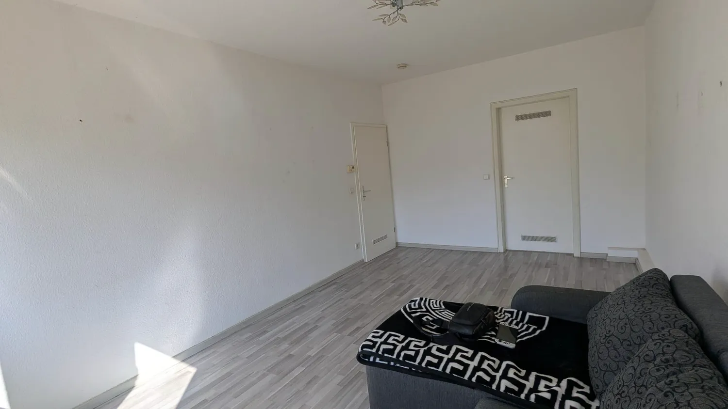 2 Zimmer Wohnung mit 54 m² in Solingen – Bild 2