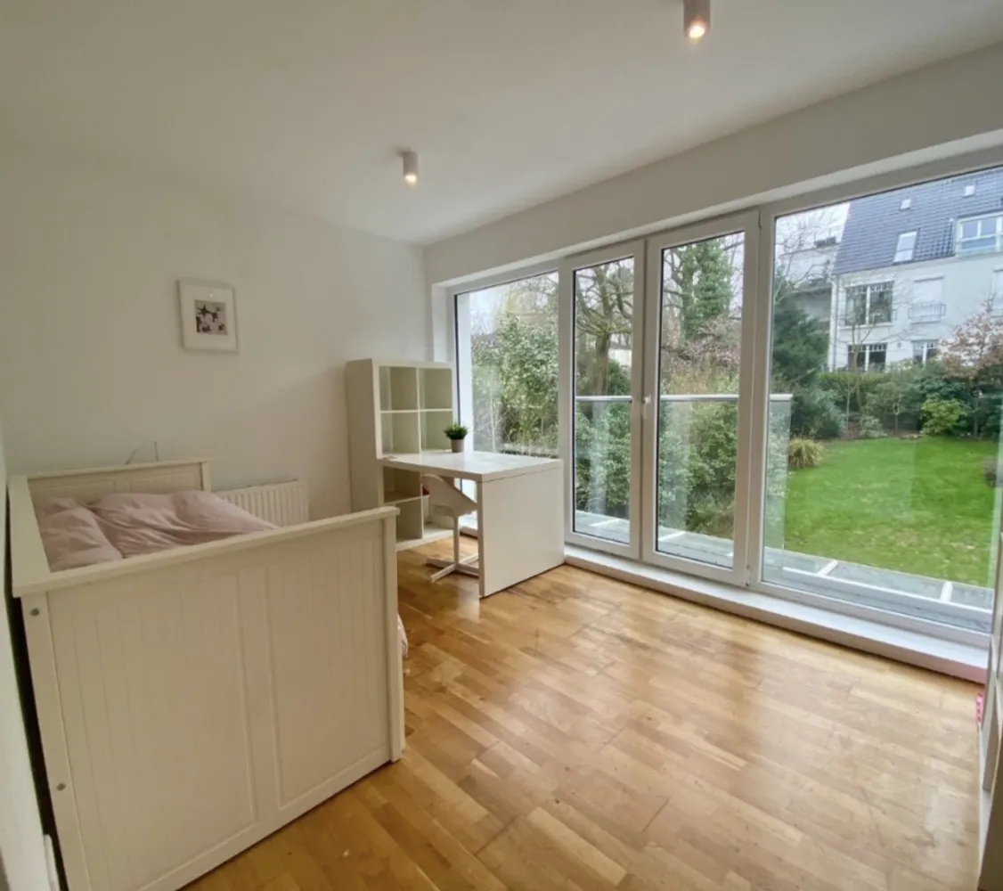 7 Zimmer Haus mit 240 m² in Düsseldorf – Bild 6