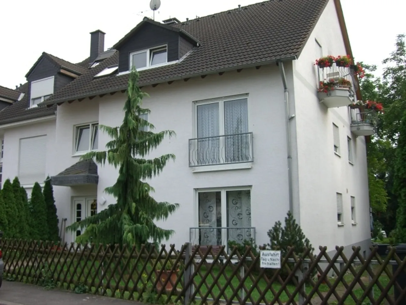 2 Zimmer Wohnung mit 100 m² in Wiesbaden – Bild 3
