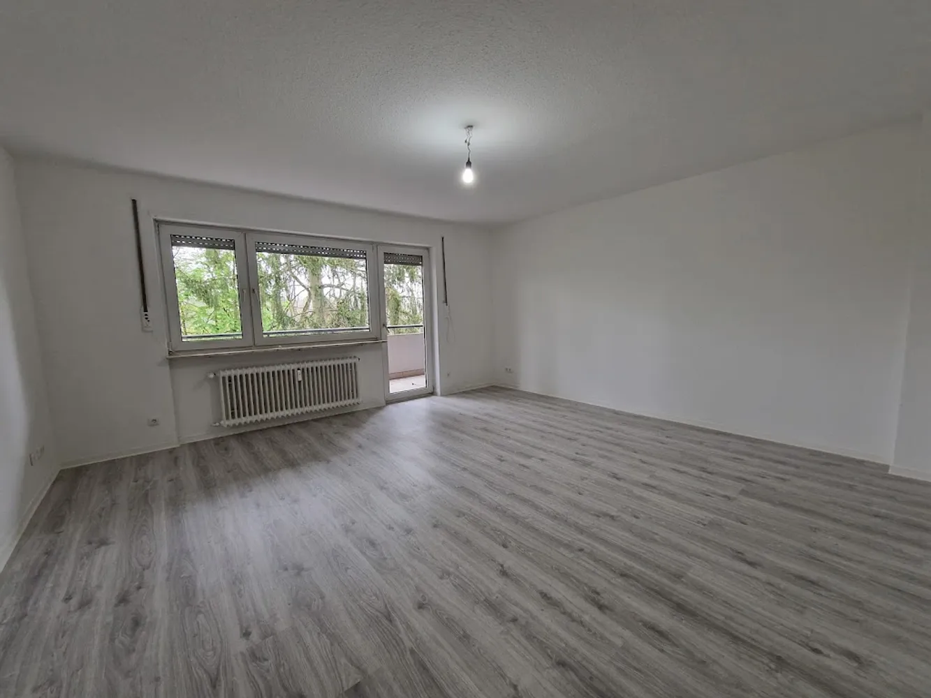 2 room apartment with 68 m² in Saarbrücken – Photo 2