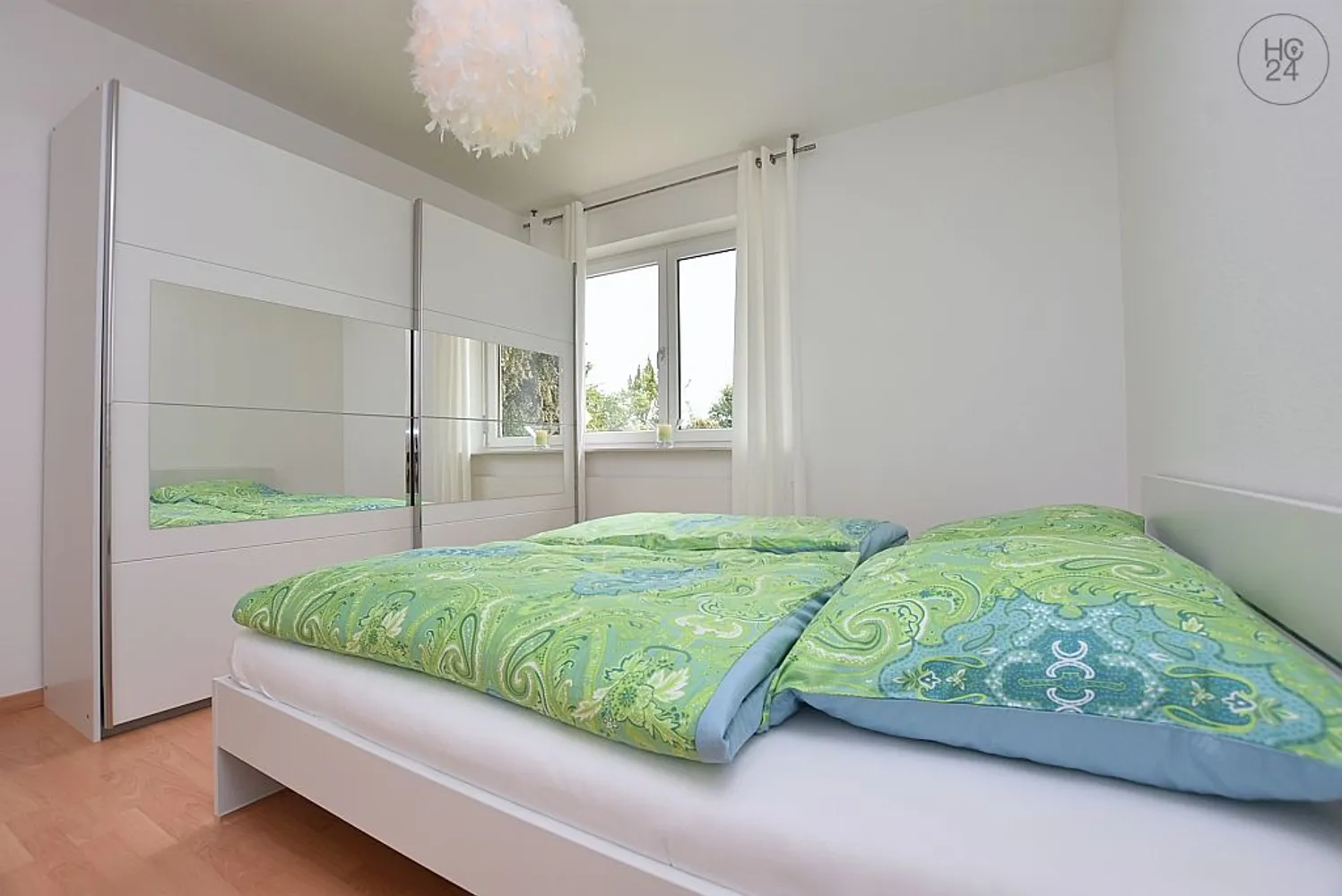 4 Zimmer Wohnung mit 100 m² in Stuttgart – Bild 2