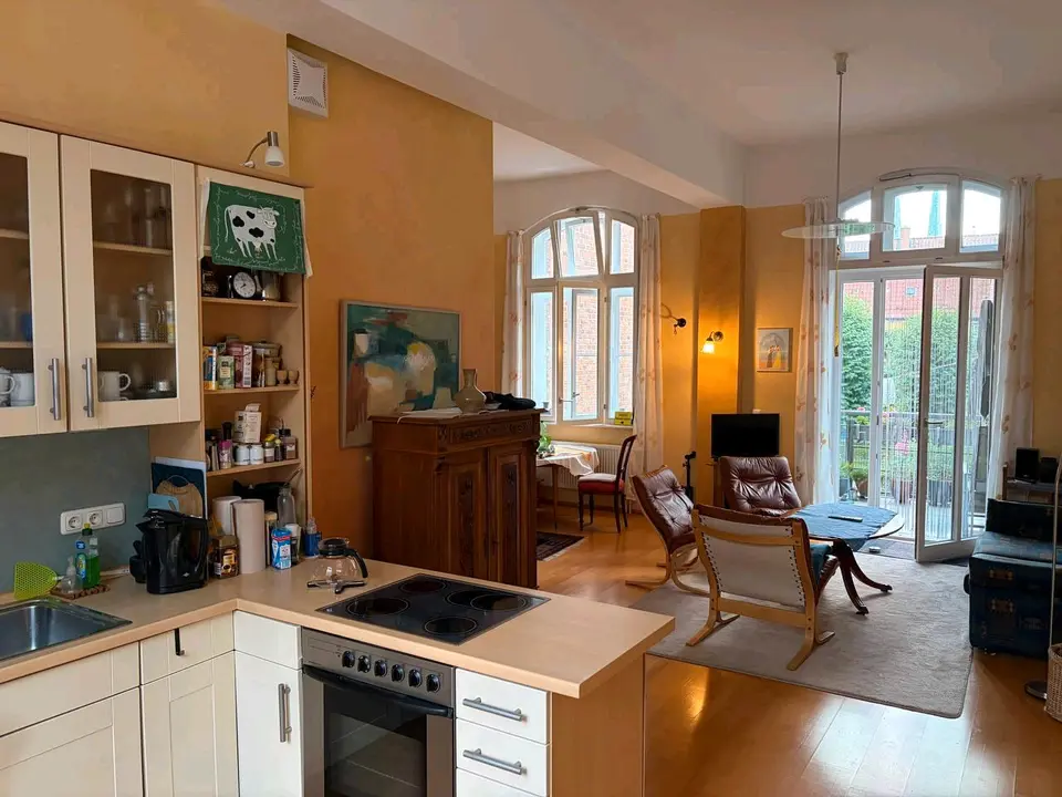 2 Zimmer Wohnung mit 60 m² in Lübeck – Bild 2