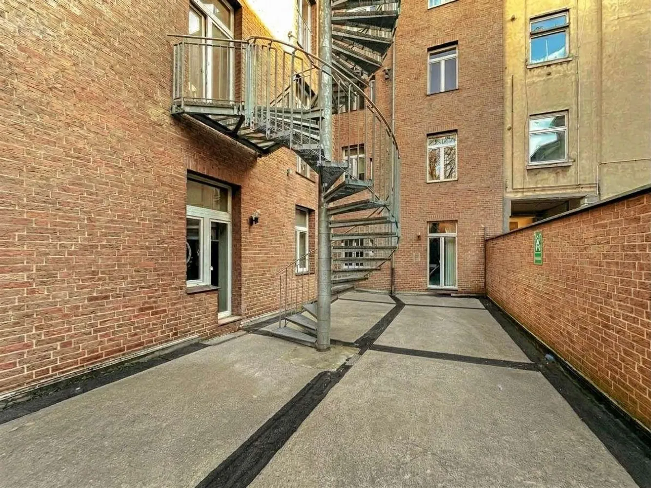 2 room apartment with 45 m² in Düsseldorf – Photo 7