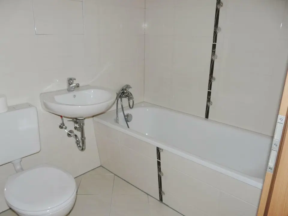 3 Zimmer Wohnung mit 62 m² in Coswig – Bild 4
