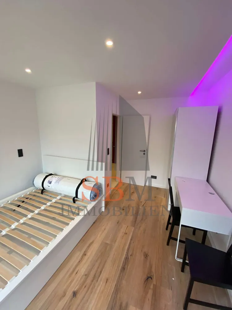 WG-Zimmer mit 12 m² in München – Bild 1