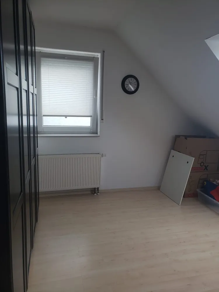 4 Zimmer Wohnung mit 100 m² in Duisburg – Bild 4