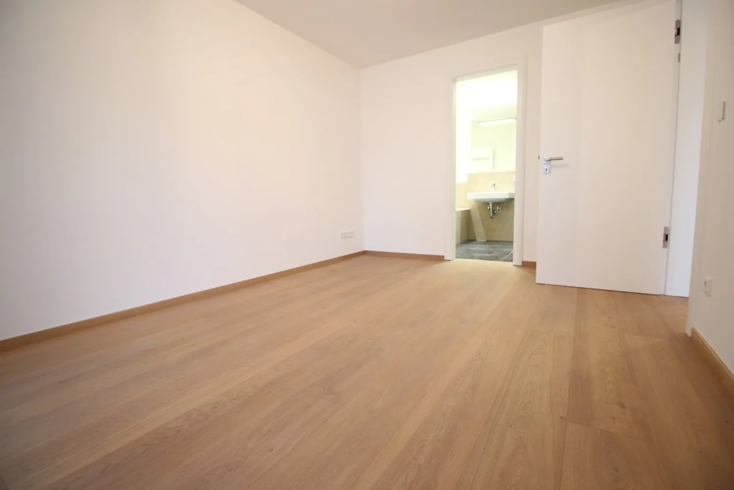 2 Zimmer Wohnung mit 66 m² in München – Bild 4