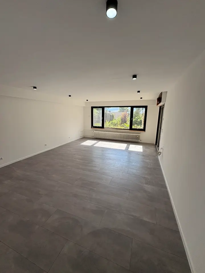 7 Zimmer Haus mit 206 m² in Kerpen – Bild 1