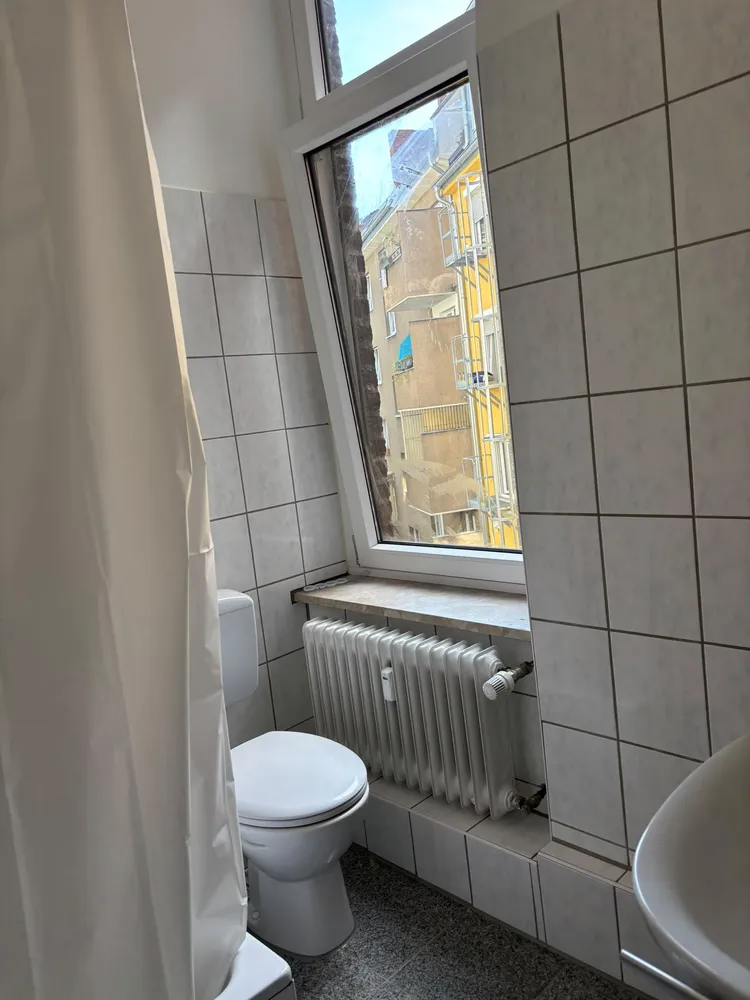 2 room apartment with 29 m² in Cologne – Photo 4