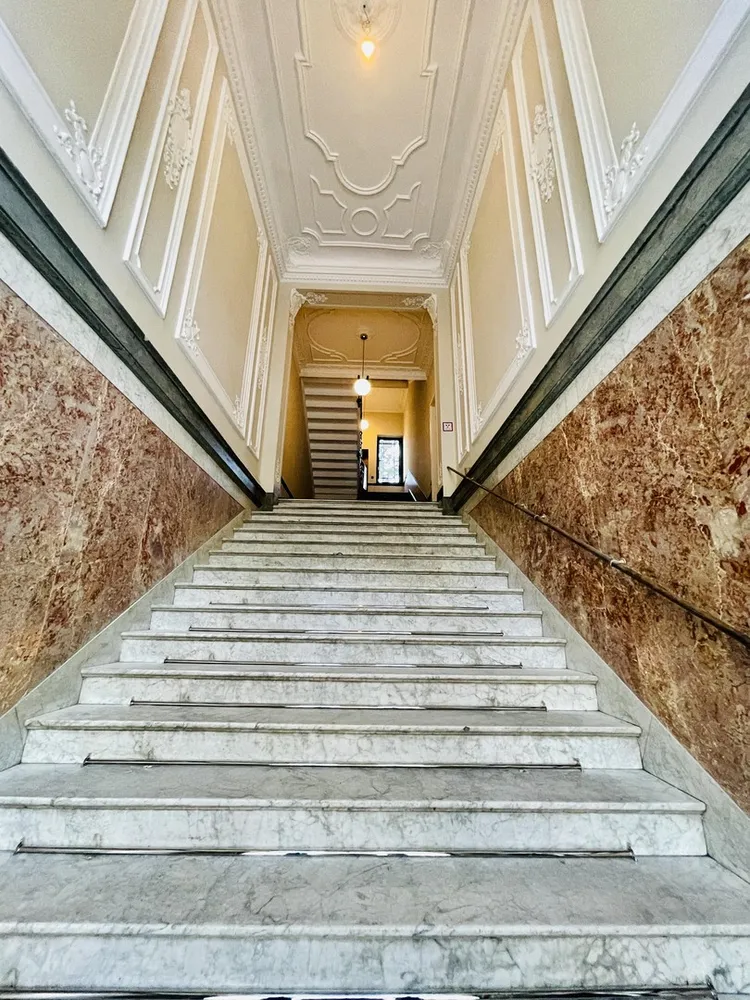 2 Zimmer Wohnung mit 67 m² in Berlin – Bild 2