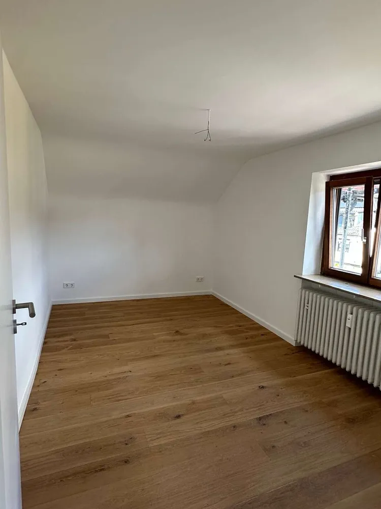 1 Zimmer Wohnung mit 30 m² in Karlsruhe – Bild 1