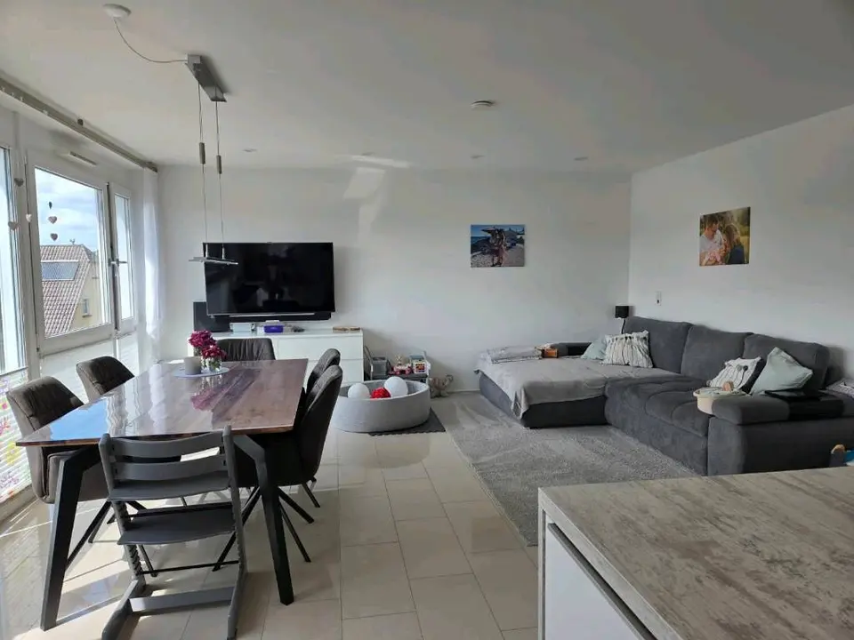 3 Zimmer Wohnung mit 90 m² in Nürtingen – Bild 1