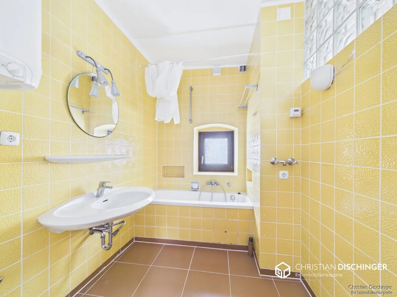 4 Zimmer Wohnung mit 130 m² in Regensburg – Bild 11