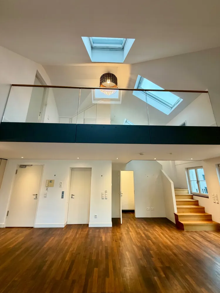 2 room apartment with 134 m² in Munich – Photo 6