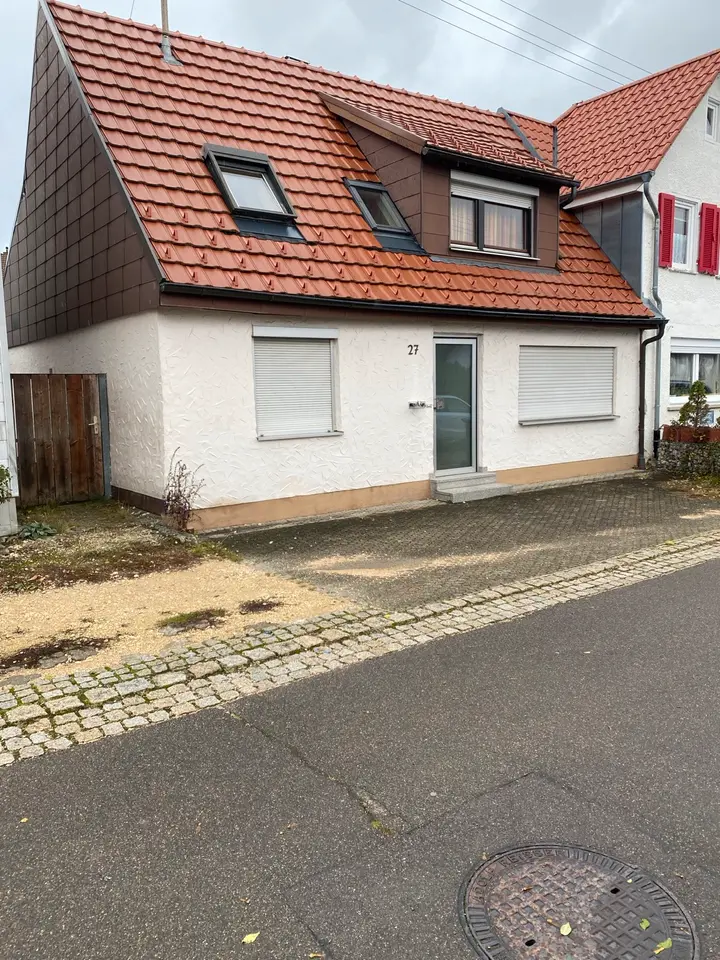 3 Zimmer Haus mit 70 m² in Metzingen – Bild 1
