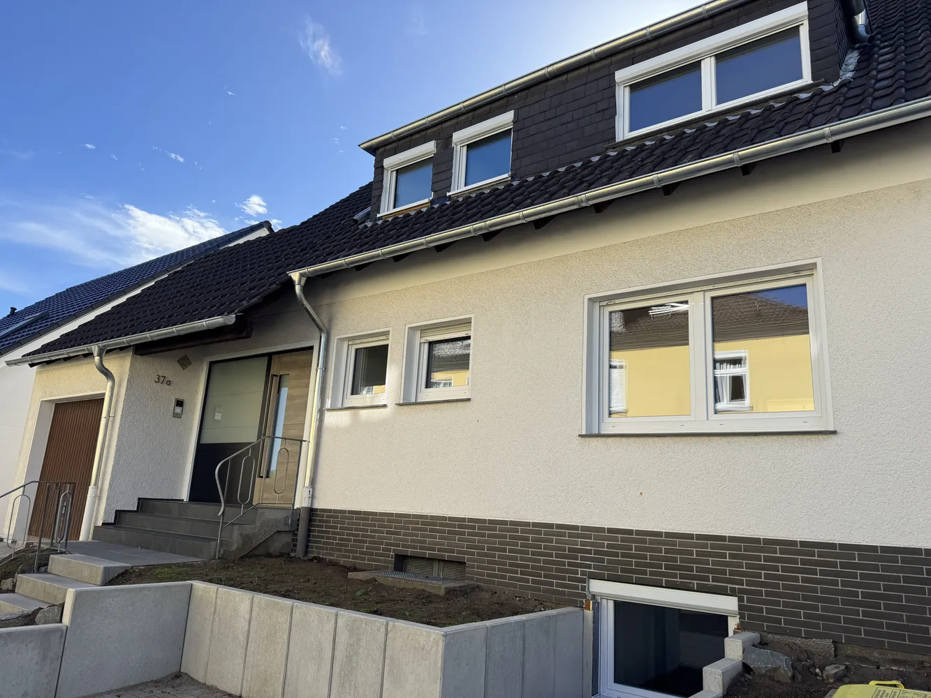 9 Zimmer Haus mit 220 m² in Hagen – Bild 1