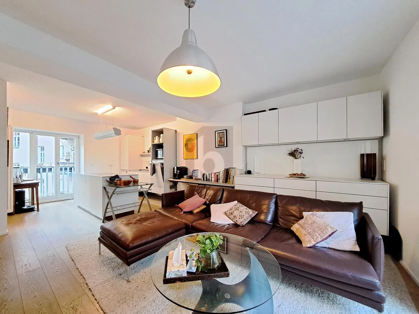 4 Zimmer Wohnung mit 130 m² in München – Bild 1