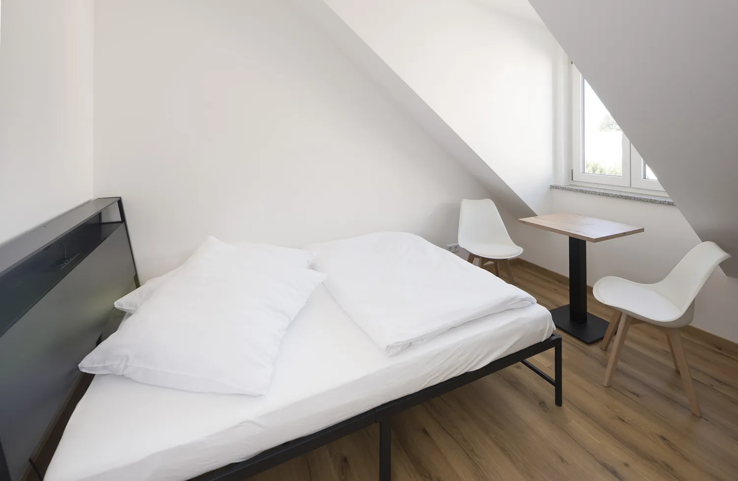 7 Zimmer Wohnung mit 135 m² in München – Bild 10