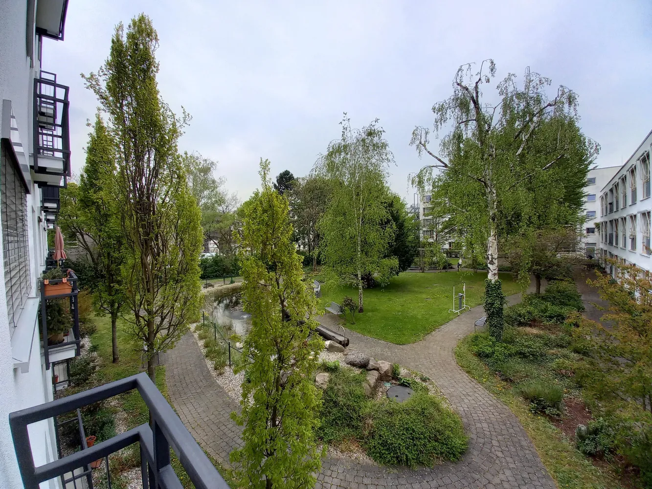 1 Zimmer Wohnung mit 29 m² in Frankfurt am Main – Bild 7