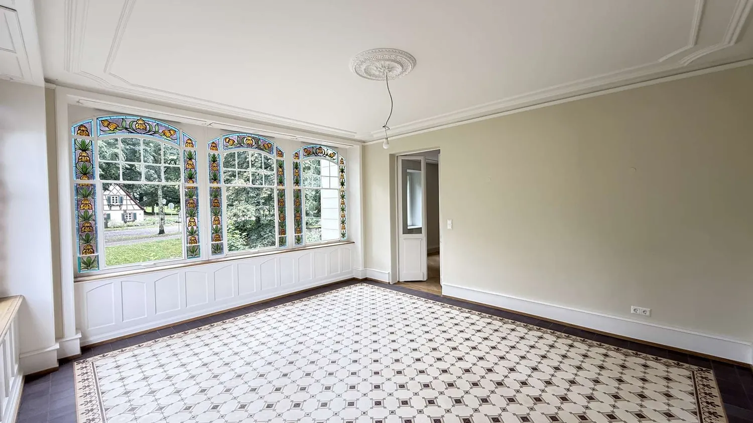 5 Zimmer Wohnung mit 205 m² in Baden-Baden – Bild 7
