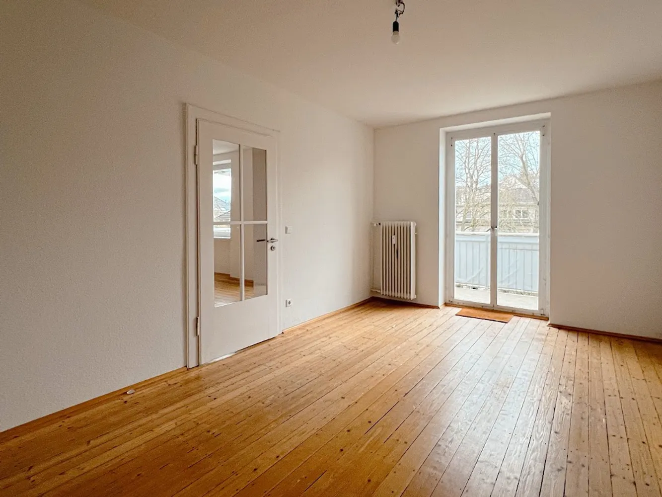 3 Zimmer Wohnung mit 90 m² in Wiesbaden – Bild 2