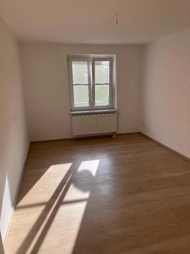 2 Zimmer Wohnung mit 42 m² in Freiberg – Bild 2