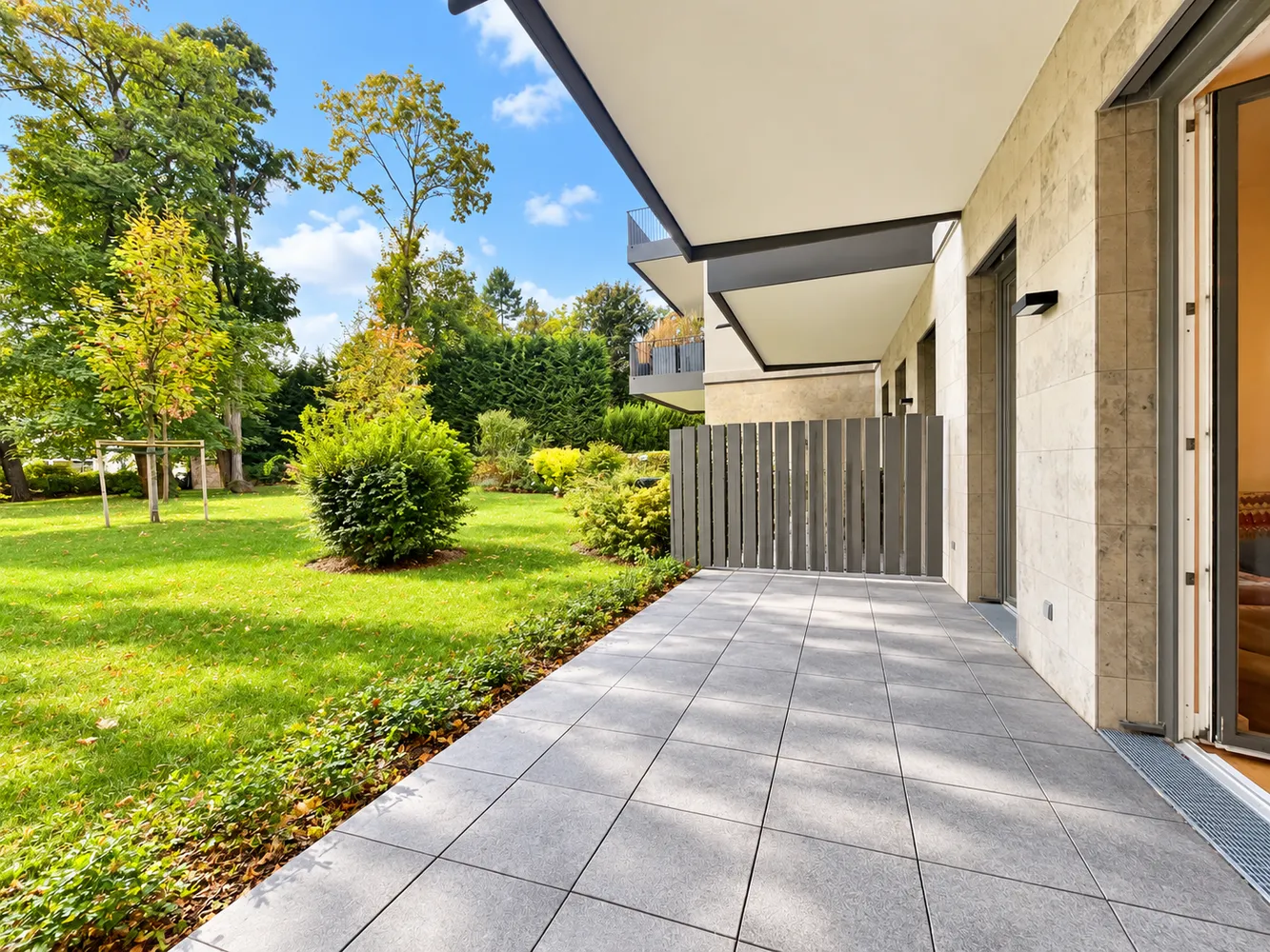2 Zimmer Wohnung mit 69 m² in Berlin – Bild 1