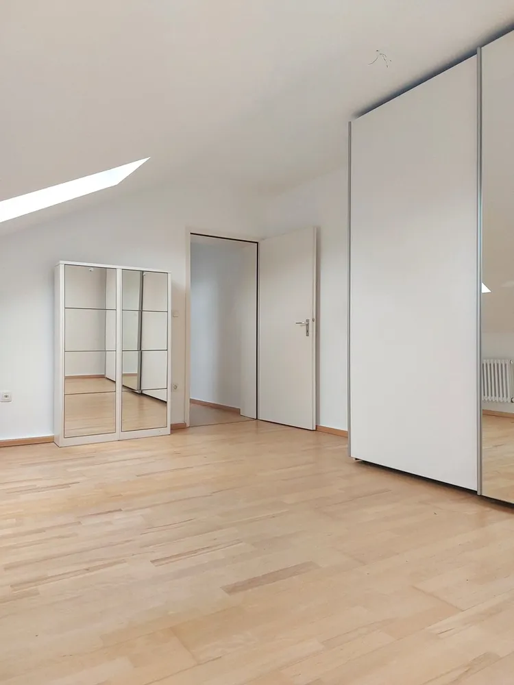 3 Zimmer Wohnung mit 90 m² in Wiesbaden – Bild 5
