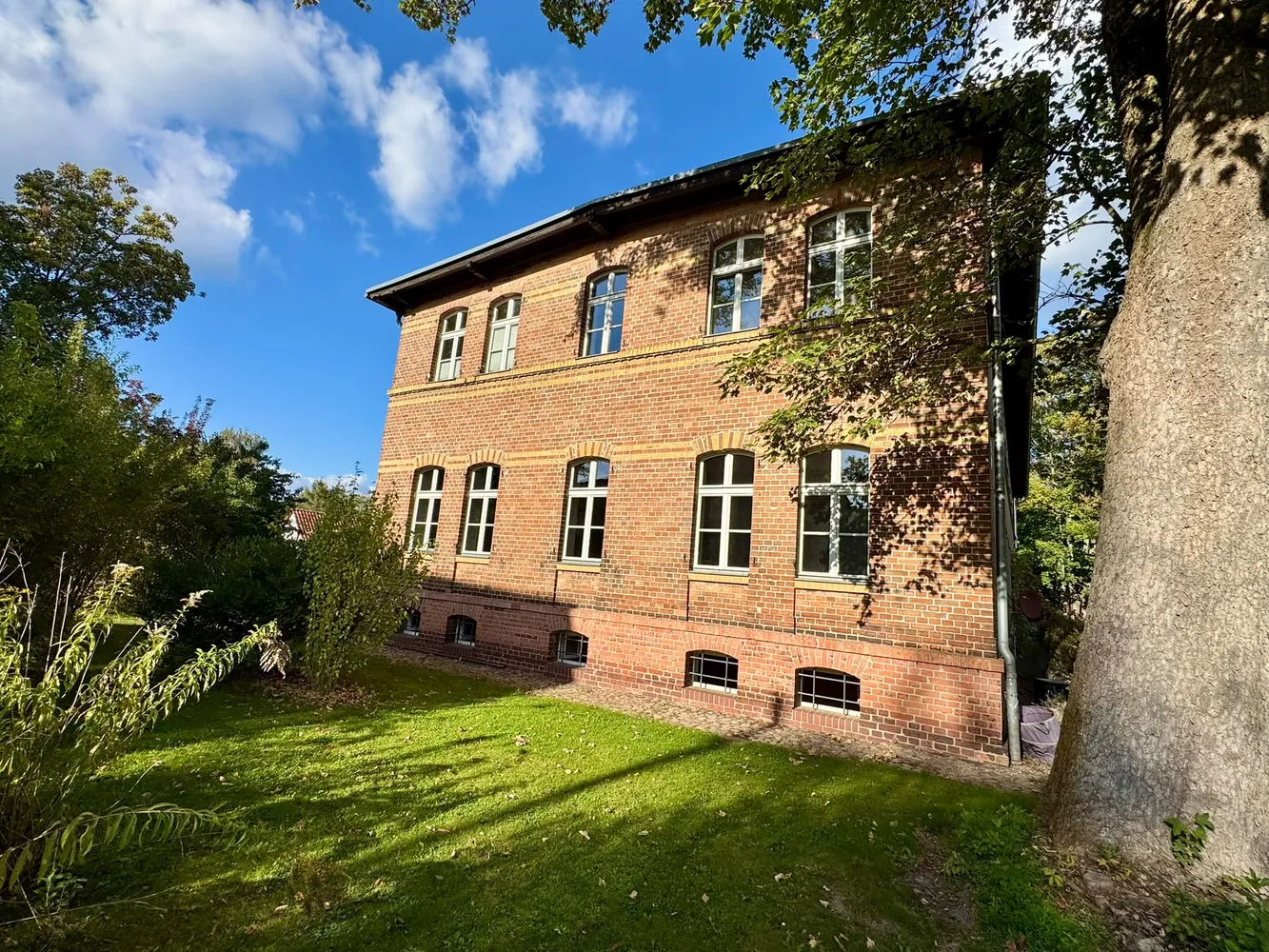 5 Zimmer Haus mit 250 m² in Berlin – Bild 2