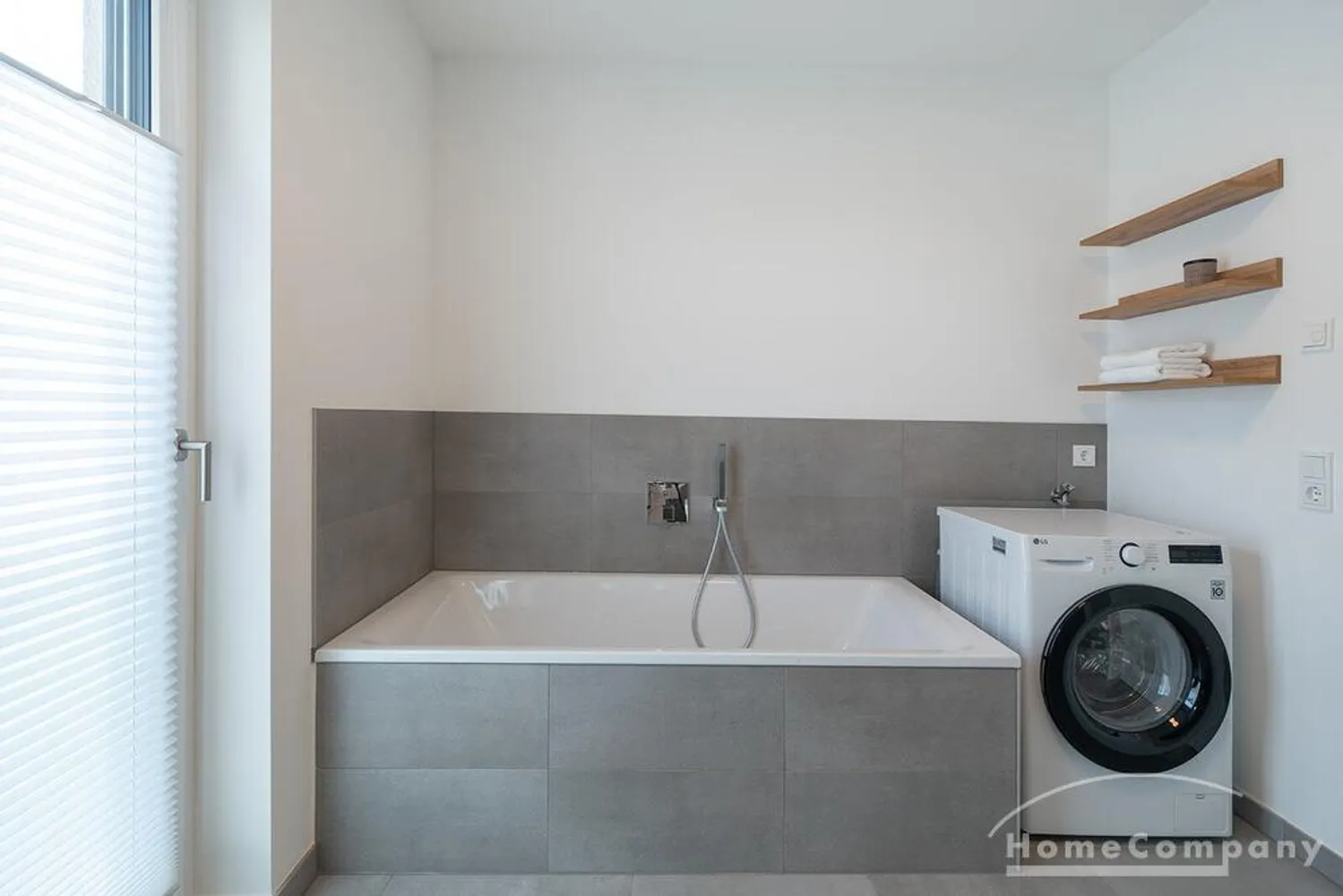 4 Zimmer Wohnung mit 108 m² in Dresden – Bild 4