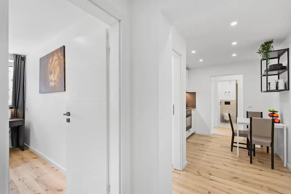 1 Zimmer Wohnung mit 71 m² in München – Bild 6