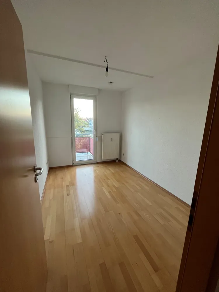 3 Zimmer Wohnung mit 105 m² in Ludwigshafen am Rhein – Bild 4