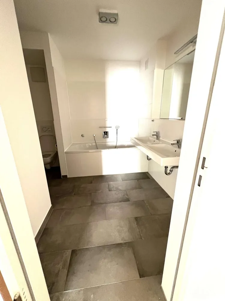 3 Zimmer Wohnung mit 88 m² in München – Bild 6