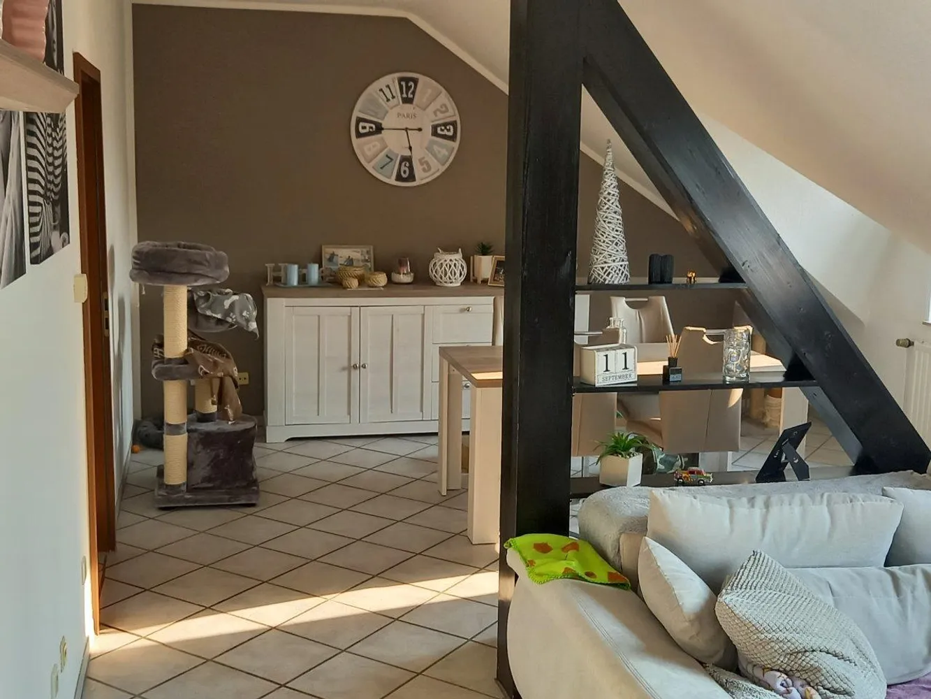 3 Zimmer Wohnung mit 88 m² in Krefeld – Bild 2
