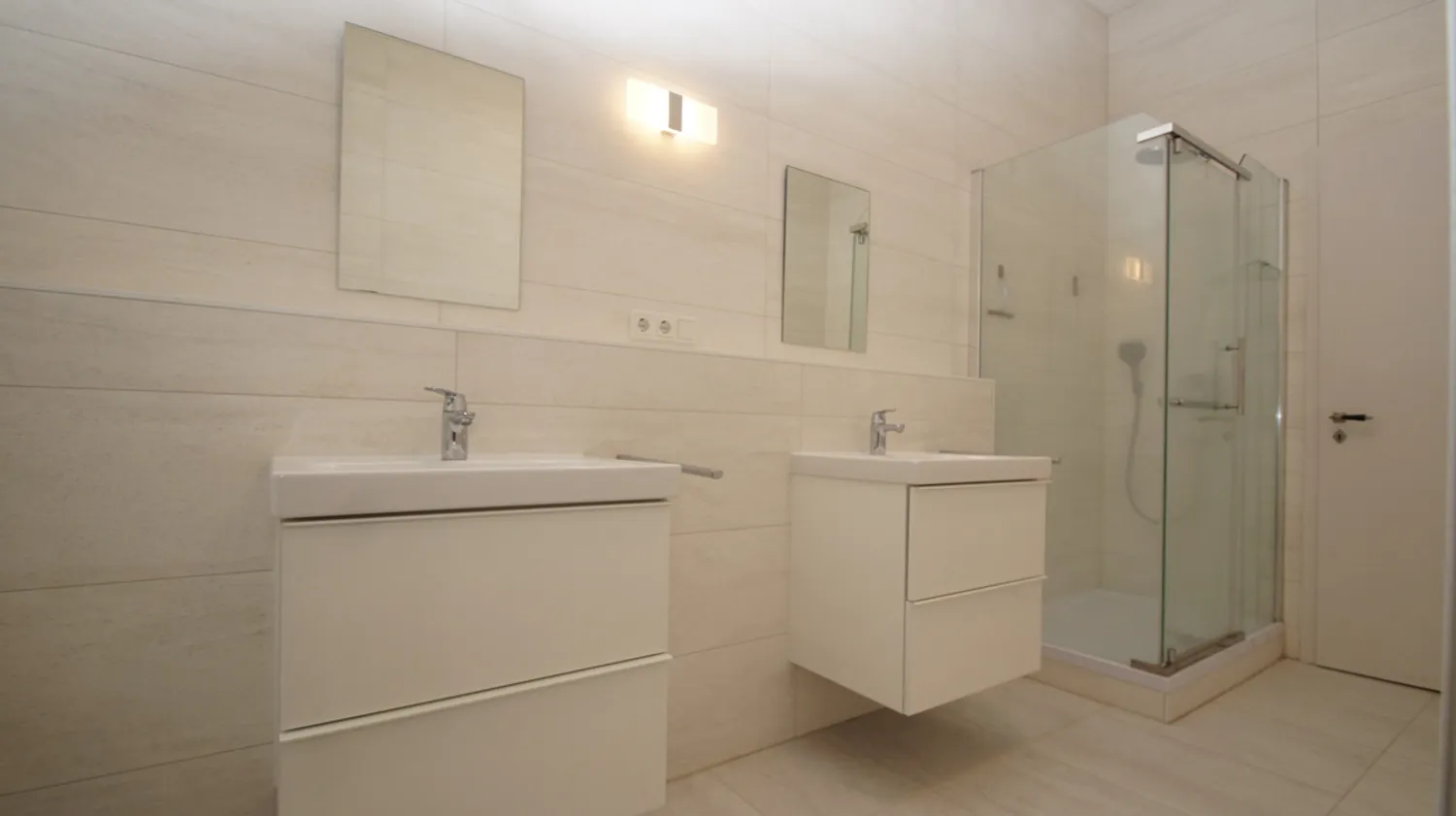 4 Zimmer Wohnung mit 135 m² in Wiesbaden – Bild 12