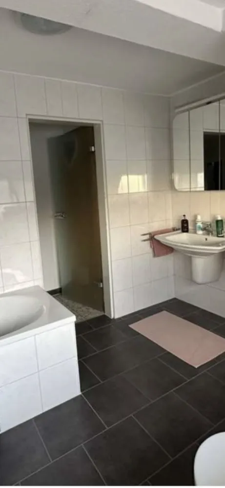 3 room apartment with 90 m² in Essen – Photo 10